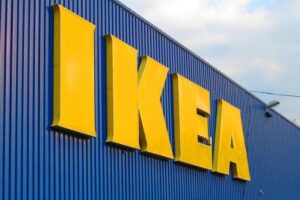 IKEA отказала в выплатах сотрудникам фабрик в Тихвине и Вятке