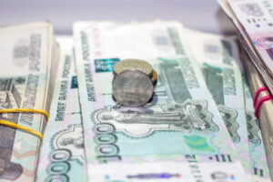 Каким будет курс рубля в 2023 году? Вот прогнозы аналитиков
